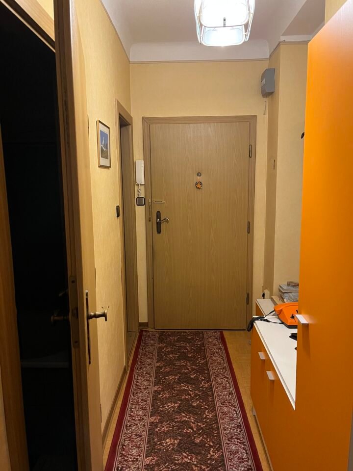 Referenzprojekt1 Wohnungssanierung Vorher 1 Img 2815